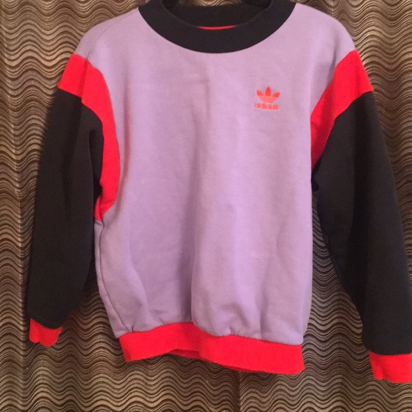 adidas Sweaters - Adidas crewneck